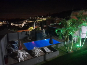 RECANTO K9 - SERRA NEGRA SP. No verão e no inverno
